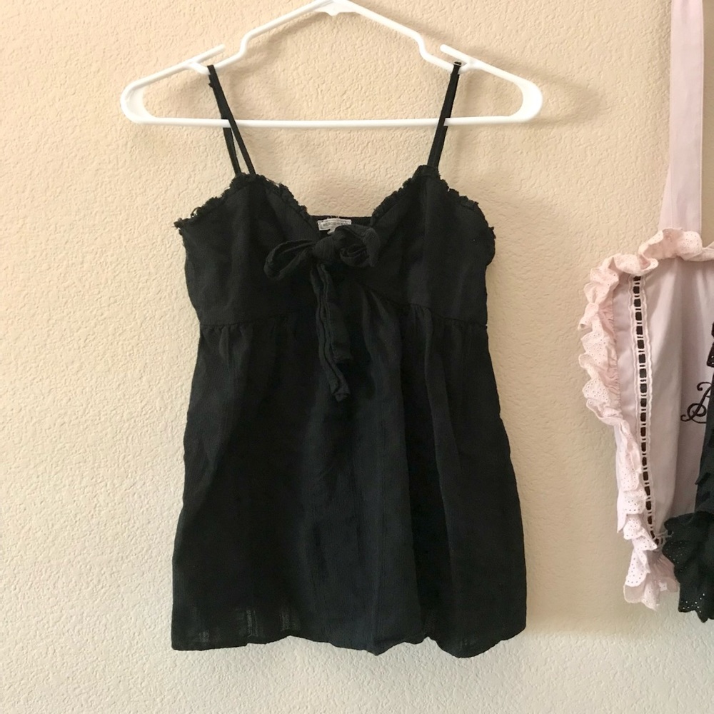 EUC Black boho babydoll camisole with bow front